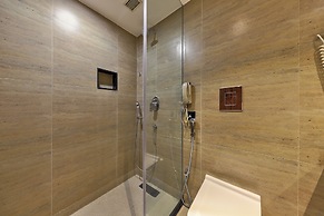 The Central Park Hotel