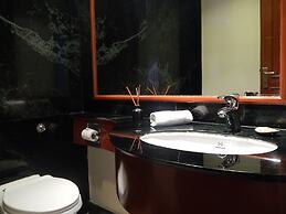 The Central Park Hotel