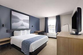 Super 8 by Wyndham St-Jerome