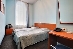 Rinaldi at Moskovskiy prospect, 18