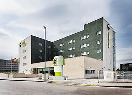 B&B Madrid Aeropuerto T1 T2 T3