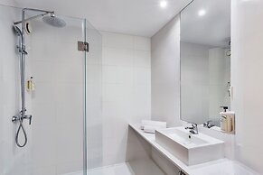B&B Madrid Aeropuerto T1 T2 T3