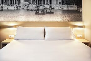 B&B Madrid Aeropuerto T1 T2 T3