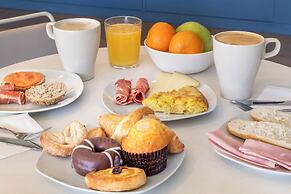 B&B Madrid Aeropuerto T1 T2 T3