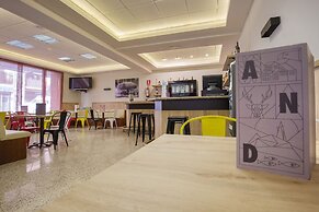 Hotel Encamp