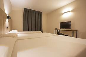 Hotel Encamp