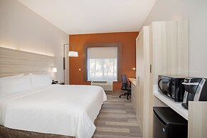 Holiday Inn Express & Suites Phoenix - Glendale Sports Dist by IHG