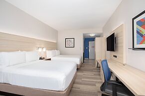Holiday Inn Express & Suites Phoenix - Glendale Sports Dist by IHG