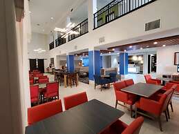 Holiday Inn Express & Suites Phoenix - Glendale Sports Dist by IHG