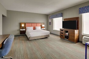 Hampton Inn & Suites St. Louis-Edwardsville