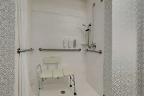 Hampton Inn & Suites St. Louis-Edwardsville