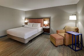 Hampton Inn & Suites St. Louis-Edwardsville