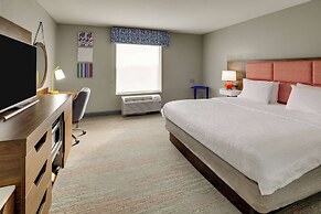 Hampton Inn & Suites St. Louis-Edwardsville