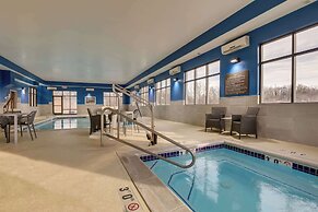 Hampton Inn & Suites St. Louis-Edwardsville
