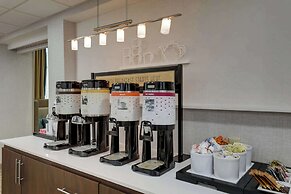 Hampton Inn & Suites St. Louis-Edwardsville