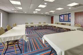 Hampton Inn & Suites St. Louis-Edwardsville
