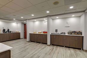 Hampton Inn & Suites St. Louis-Edwardsville