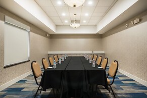 Holiday Inn Express and Suites Ontario Airport by IHG