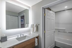 Staybridge Suites Phoenix - Glendale Sports Dist by IHG