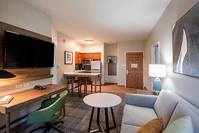 Staybridge Suites Phoenix - Glendale Sports Dist by IHG