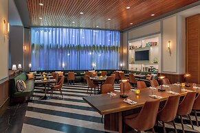 Renaissance® Boston Seaport District