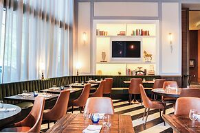 Renaissance® Boston Seaport District