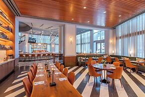 Renaissance® Boston Seaport District