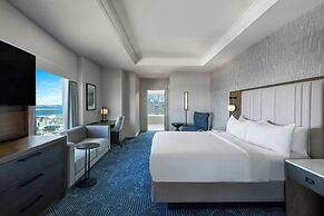 Renaissance® Boston Seaport District