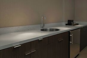 Renaissance® Boston Seaport District