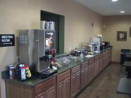 Randolph Inn and Suites