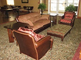 Randolph Inn and Suites
