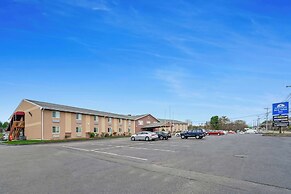 Americas Best Value Inn Foxboro