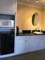 Essex Street Inn & Suites, Ascend Hotel Collection