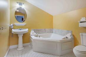 Essex Street Inn & Suites, Ascend Hotel Collection