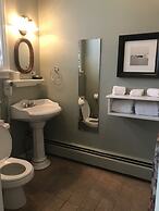 Essex Street Inn & Suites, Ascend Hotel Collection