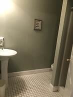 Essex Street Inn & Suites, Ascend Hotel Collection