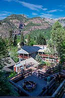Box Canyon Lodge And Hot Springs