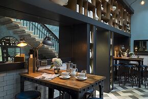 The Churchill Hotel