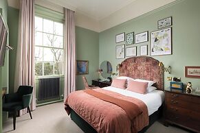 The Churchill Hotel