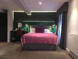 The Churchill Hotel