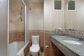 Dinc Hotel