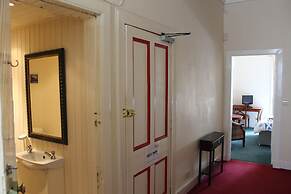 The Valentine Townhouse Hotel