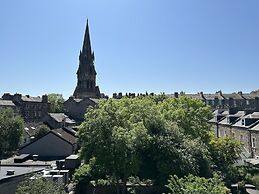 The Valentine Townhouse Hotel