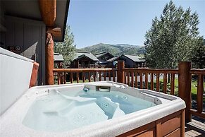 Saddle Creek Townhomes by Pioneer Ridge Management