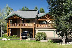 Saddle Creek Townhomes by Pioneer Ridge Management