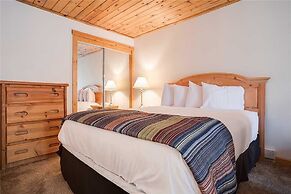 Scandinavian Lodge And Condominiums by Pioneer Ridge Mgmt