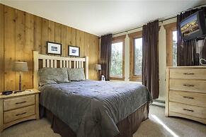 Scandinavian Lodge And Condominiums by Pioneer Ridge Mgmt