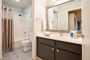 Scandinavian Lodge And Condominiums by Pioneer Ridge Mgmt