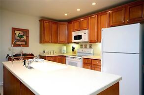 Scandinavian Lodge And Condominiums by Pioneer Ridge Mgmt