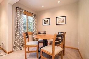 Scandinavian Lodge And Condominiums by Pioneer Ridge Mgmt